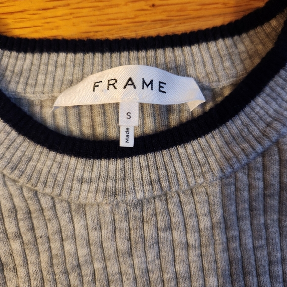 FRAME Rib Knit Ruffle Cuff Wool Blend Sweater Size Small - Picture 5 of 9